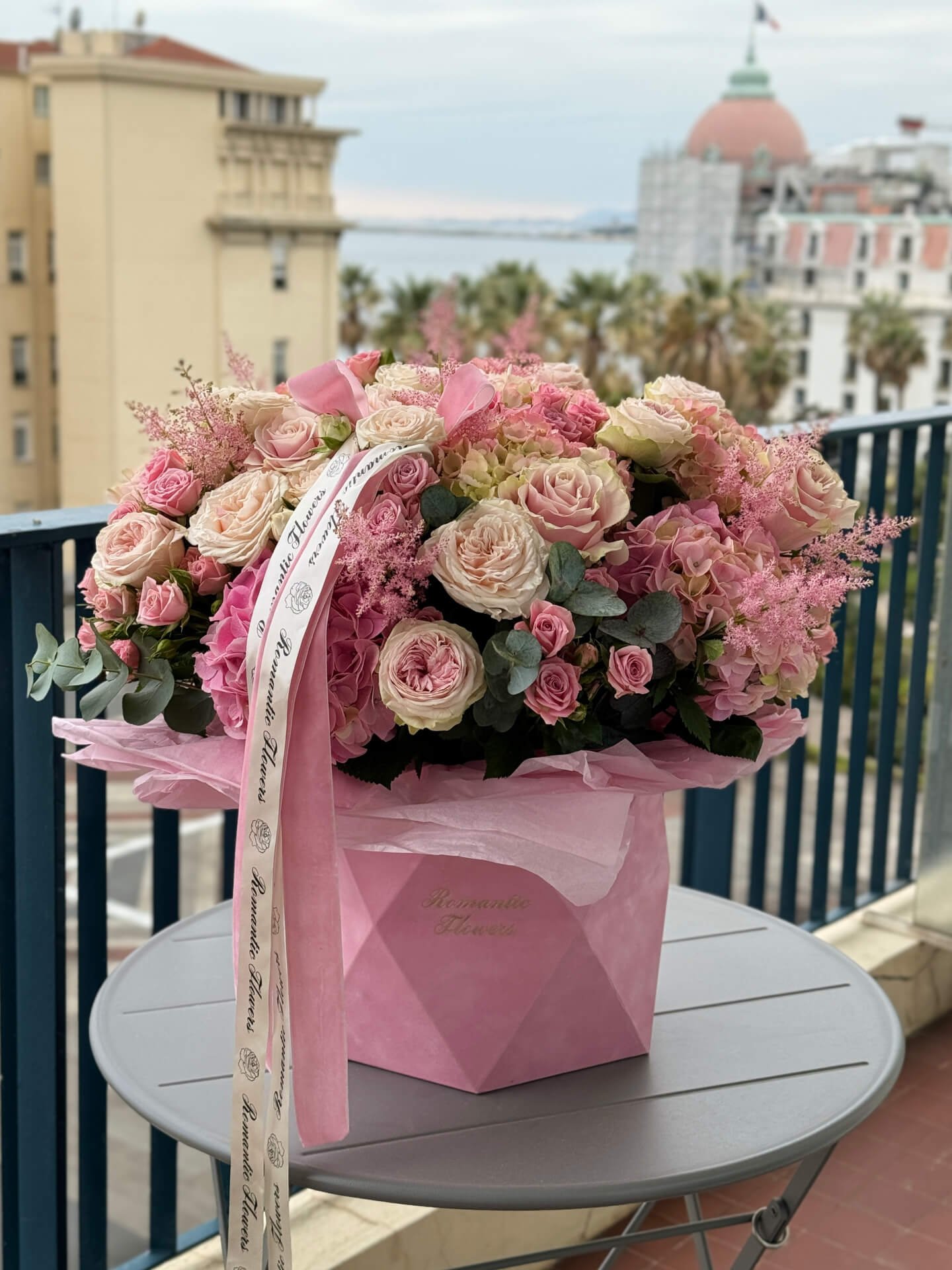 Composition Queen’s Bloom