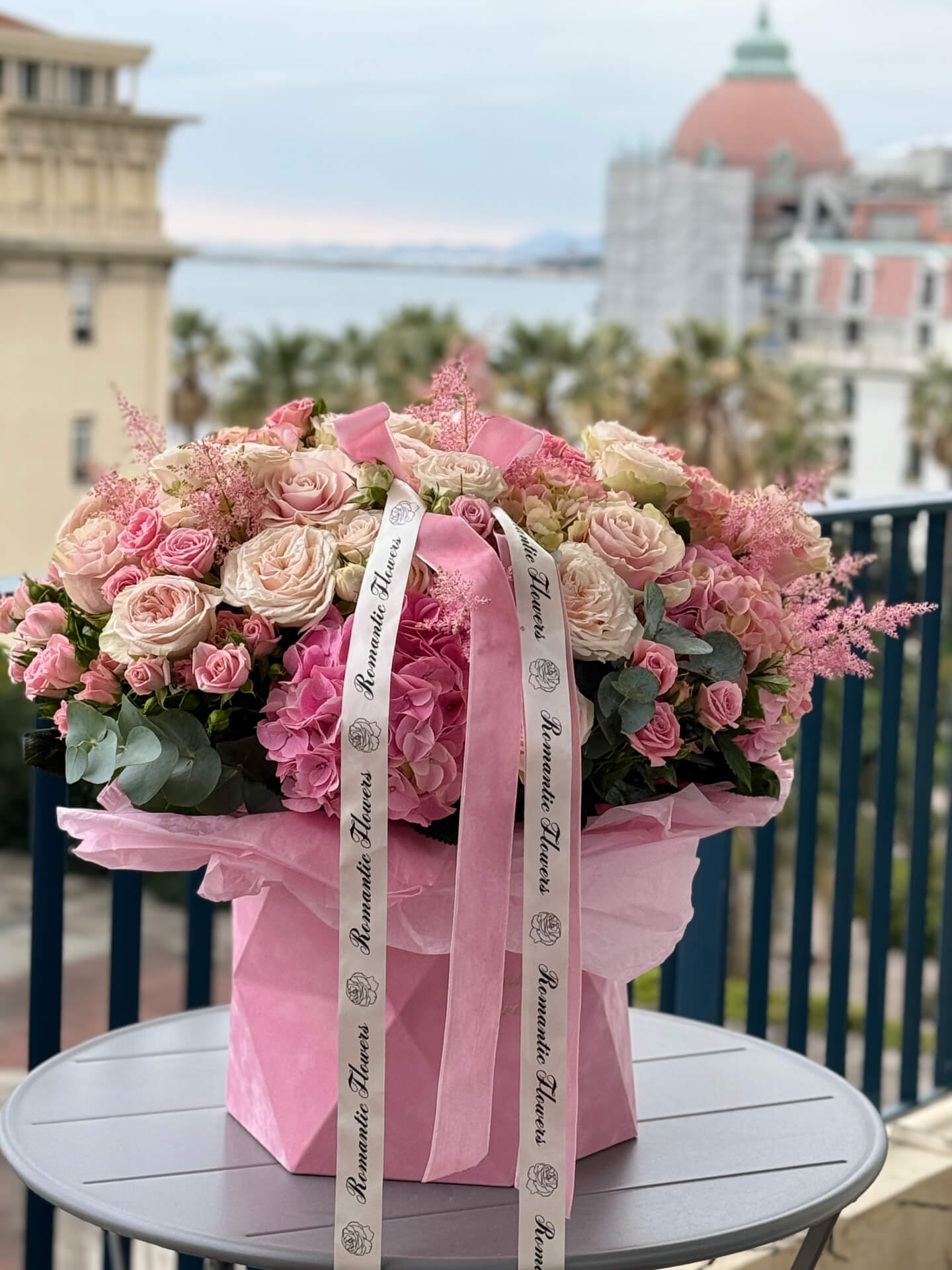 Composition Queen’s Bloom - Image 3