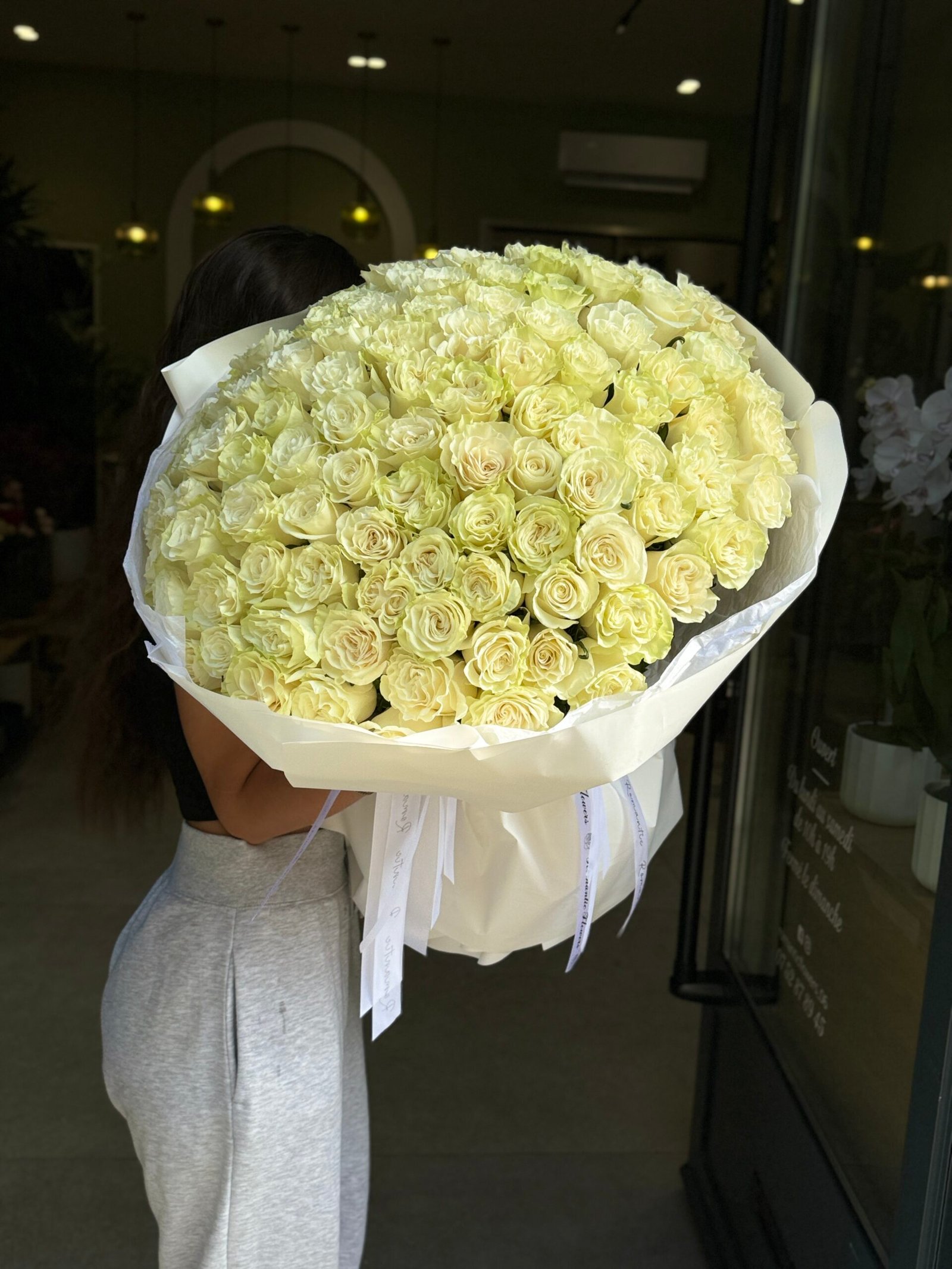 101 Roses Blanches – Geste Grandiose