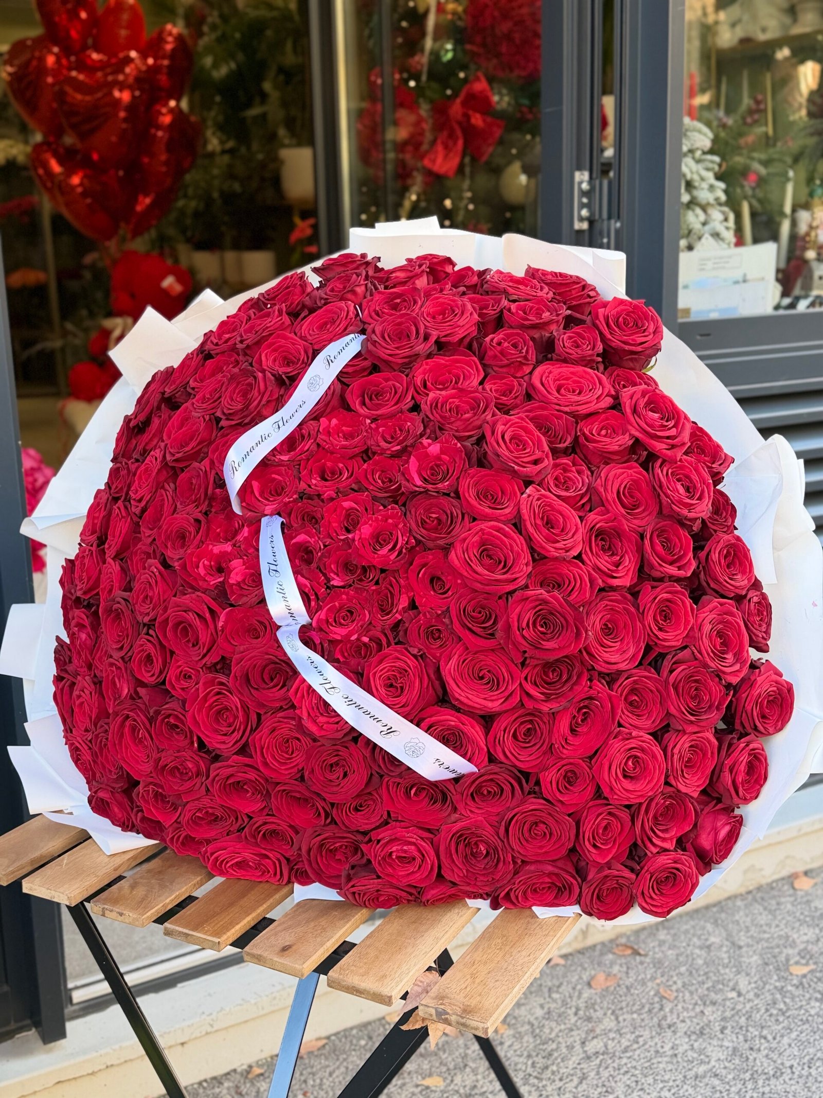 Bouquet d’exception : 200 roses équatoriennes