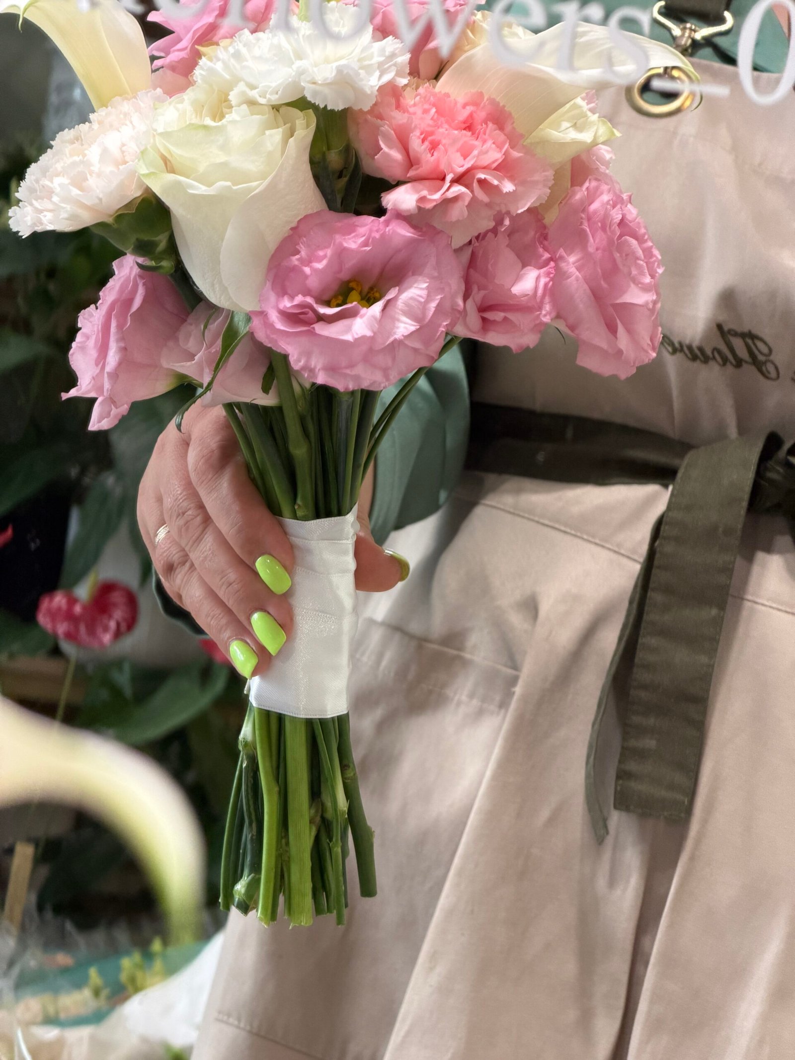 Bouquet de mariée et mademoiselle d’oneur - Image 9