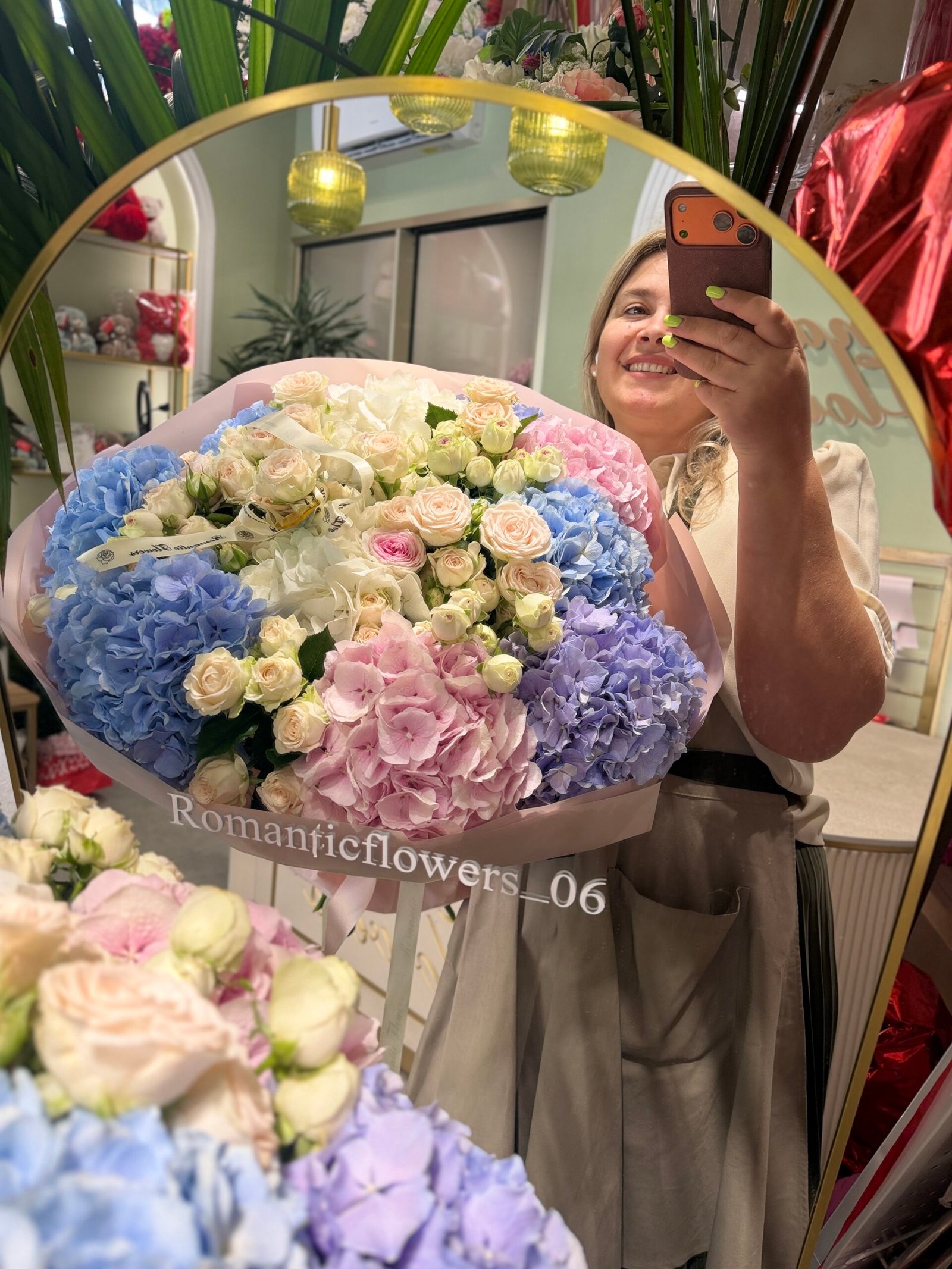Bouquet Hortensias & Roses Spray
